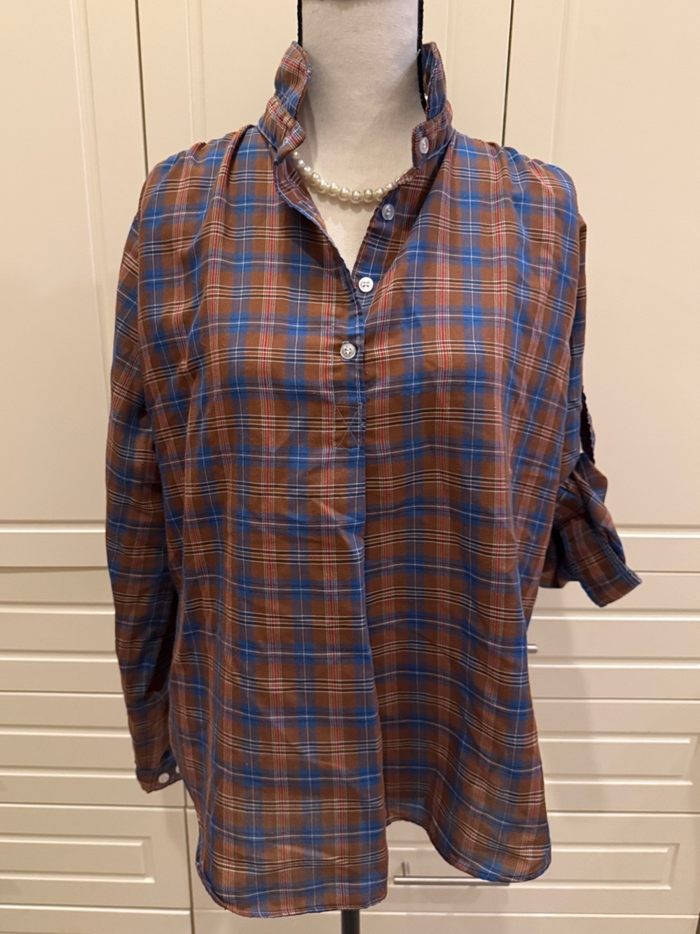Vintage Plaid Button-Down Shirt in Brown and Blue